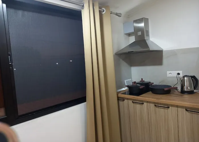 Visi Πανσιόν Baks-Rrjoll